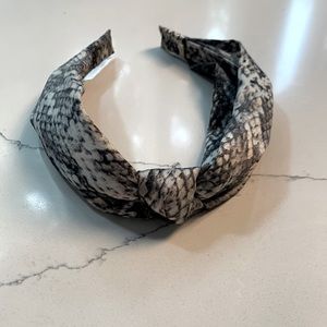 2 Silk knotted headbands